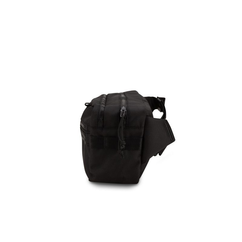 12728225 WAISTBAG JAPANFW24 NEWERA BLK LSIDE