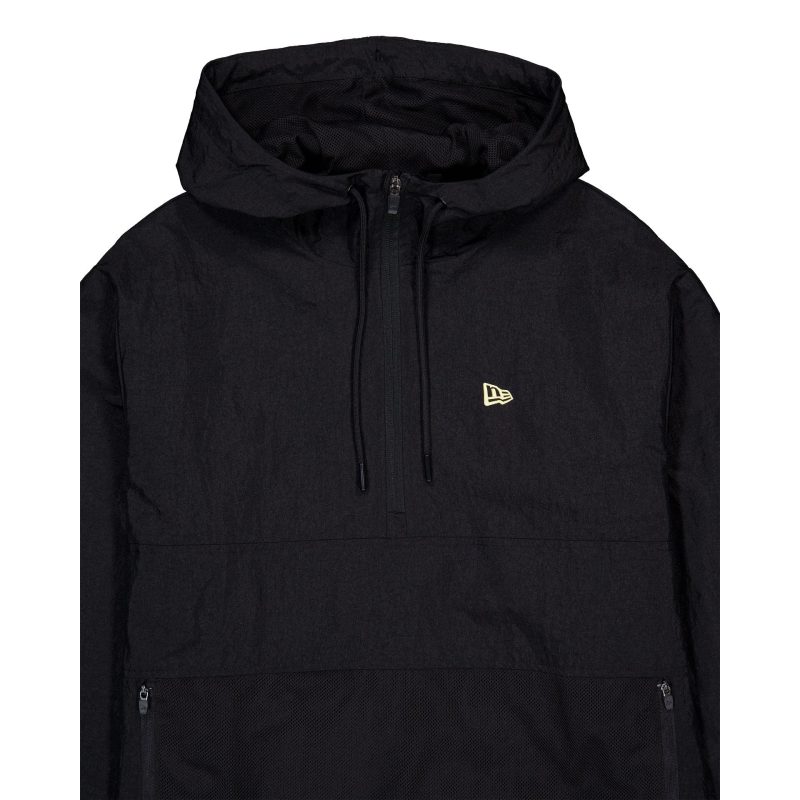 60435367 JACKET EMEASS24 NEWERA BLK DETAIL1