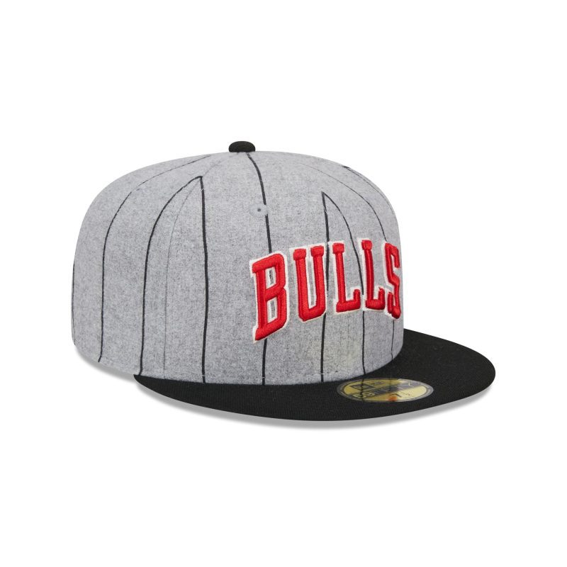 60498030 59FIFTY HEATHERPINSTRIPE CHIBUL HGR 3QR