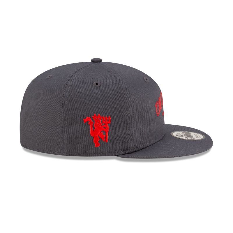 60564628 9FIFTY EMEASOCCERFW24 MANUTD GRA RSIDE