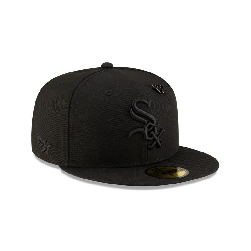 60647677 59FIFTY PPBLACKOUT5950MLB24379 CHIWHI BLK 3QR