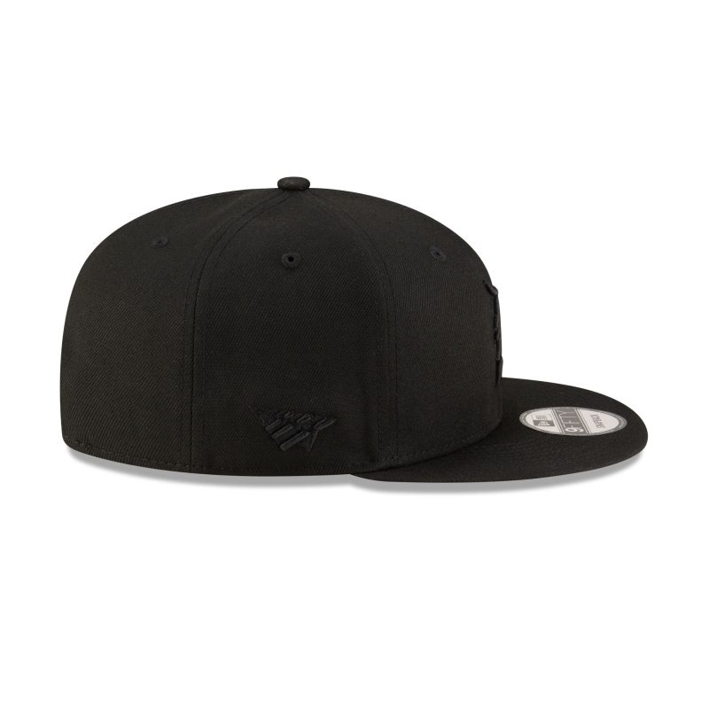 60647690 9FIFTY PPBLACKOUT950MLB25048 DETTIG BLK RSIDE