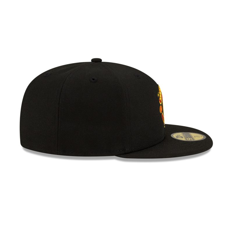 70824683 59FIFTY EMEASOCCERJUL24 MANUTD BLK RSIDE