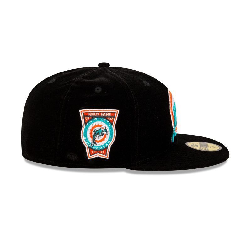 70891388 59FIFTY JUSTCAPSVELVET MIADOLCC BLK RSIDE