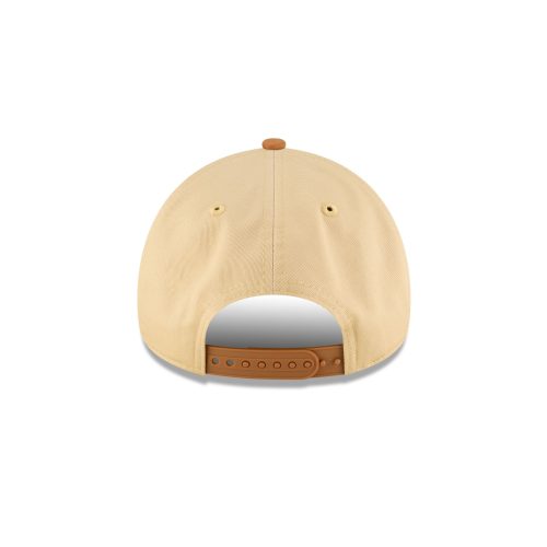 70906402 9FORTYAF HOLIDAYESSENTIALS NEWERA BRN R