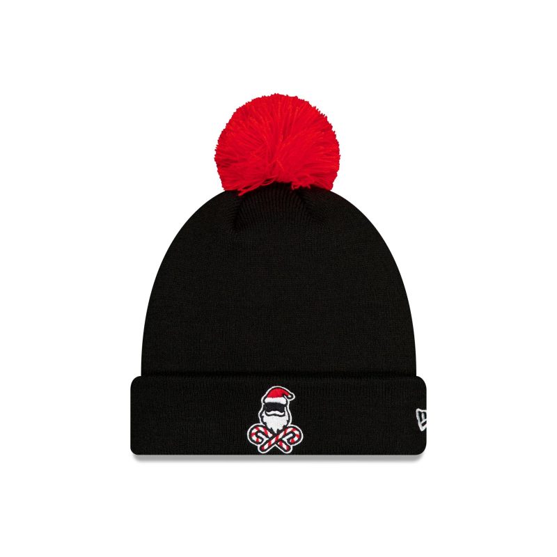 70906435 KNIT HOLIDAYESSENTIALS NEWERA BLK F